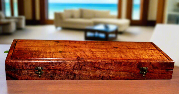 Presentation box to hold a 16-piece steak knife set handcrafted by SalterFineCutlery Hawaii