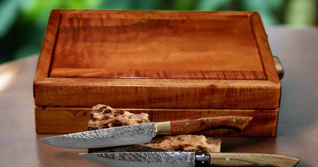 8-pc steak knife set with VillageForge-design series mixed steak knives by Salter Fine Cutlery luxury tableware