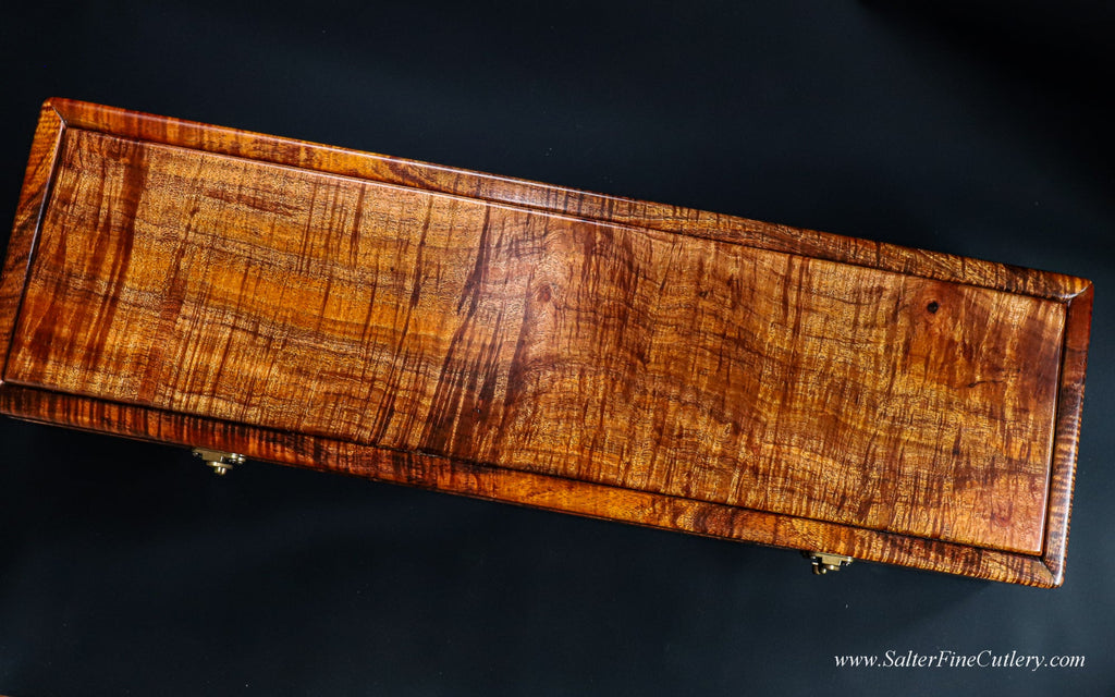 Lid detail presentation box by SalterFineCutlery and custom woodworking 