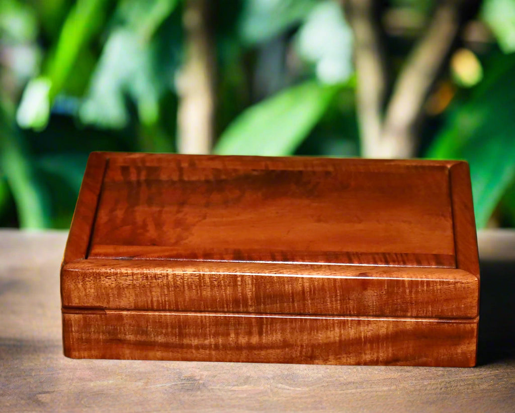 Presentation box handcrafted Hawaiian curly koa wood to hold 8-pc steak knife set by SalterFineCutlery and woodworking 