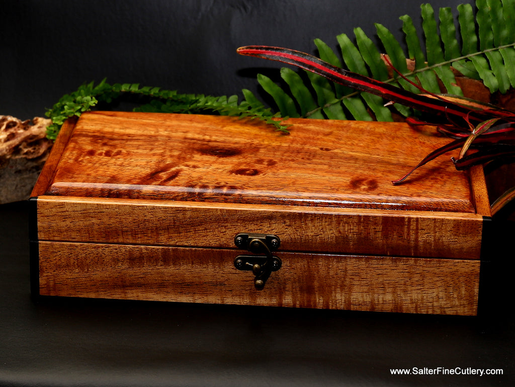 Keepsake box to hold 6-piece custom steak knife set from Salter Fine Cutlery and woodworking in Hawaii
